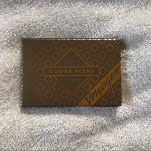Zoeva Cocoa Blend Voyager Palette